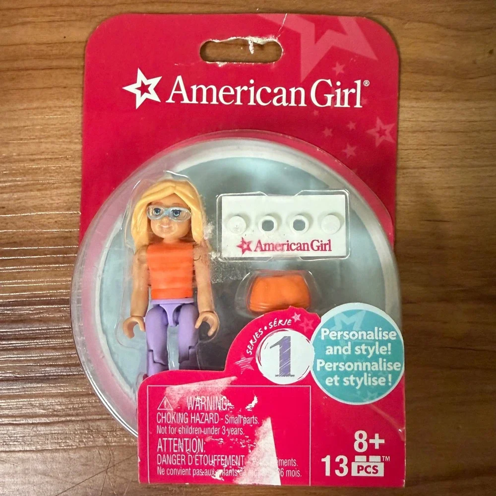 American Girl Mega Bloks Series 1 Blonde Figure with Glasses 13 Pcs New 2015